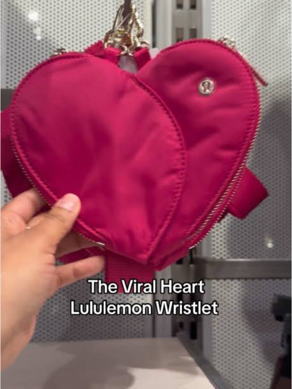 Lululemon | Dual Pouch Wristlet Heart | Passionate
